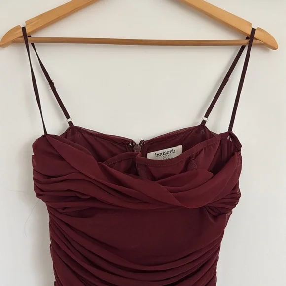 House of CB Sirene burgundy ruched bodycon midi dress SMALL Ruched Dress - Picture 2 of 12